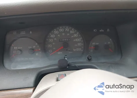 2003 Ford Crown Victoria Lx из США, поврежденный, VIN 2FAFP74W03X165748